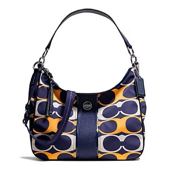Coach Handbags - Coach Large Signature Stripe Linear Signature Convertible Hobo to Shoulder Bag